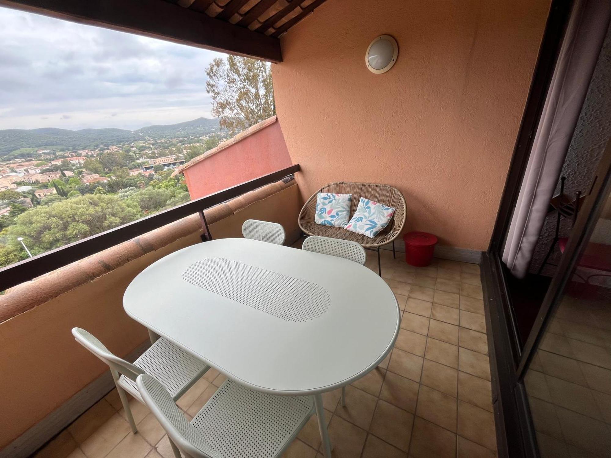 Superbe Duplex 35M2 Vue Mer Avec Piscine Bormes-les-Mimosas Esterno foto